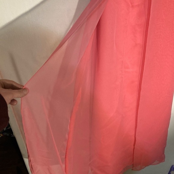 Beautiful Crystal bodice pink gown with sheer overlay size 2 - Picture 11 of 11